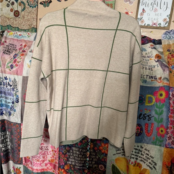 TAHARI sweater NWT - Picture 3 of 6